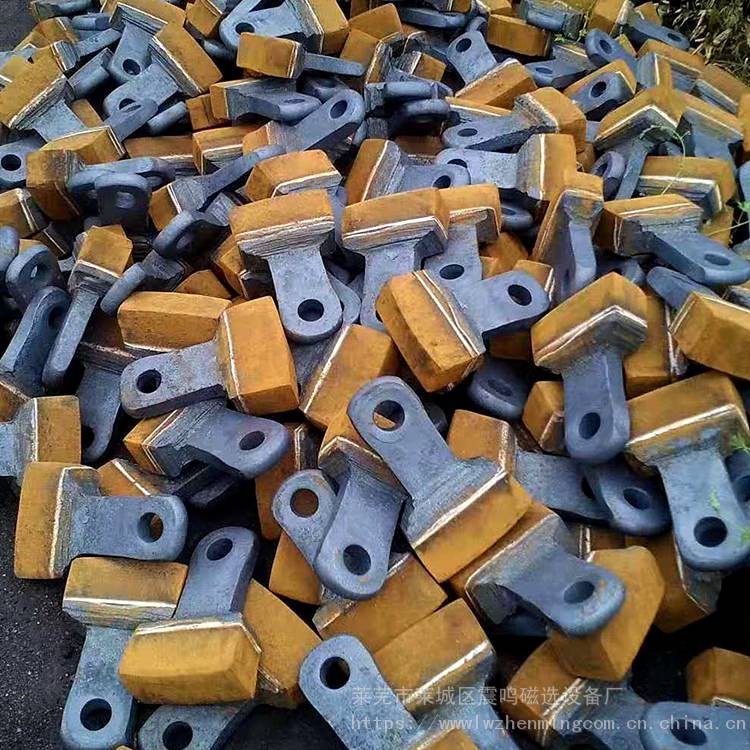 專業(yè)供應(yīng) 震鳴牌破碎機(jī)篩板與襯板，型號(hào)齊全，批發(fā)鑄造件